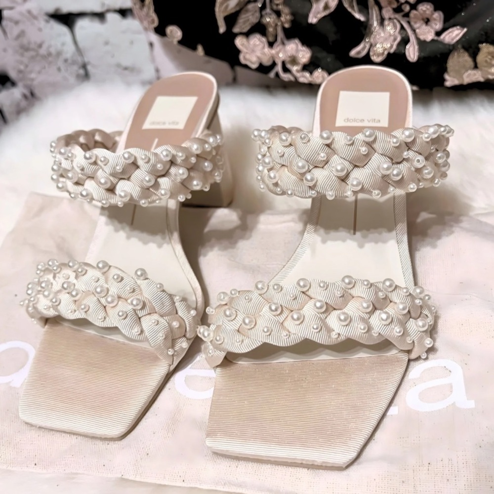 Dolce Vita Women's Pearl Embellished Heels Paily Pearl Vanilla 9M new in box